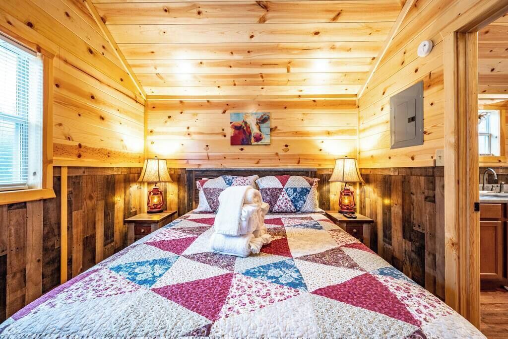 Photo of Bedroom in Broken Bow