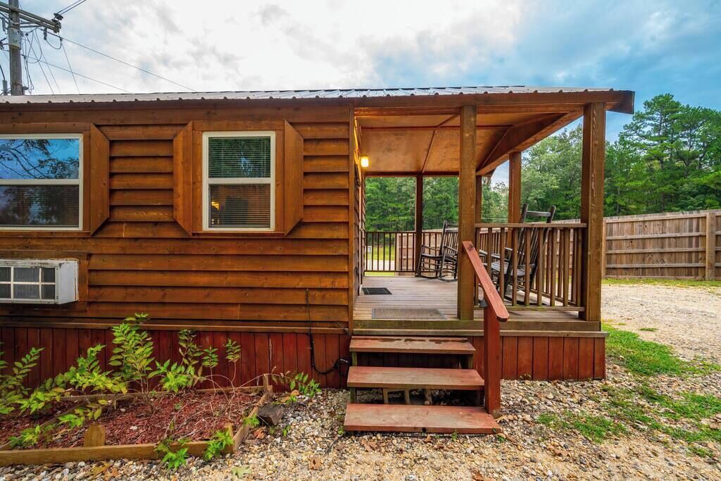 Photo of Patio Balcony in Broken Bow