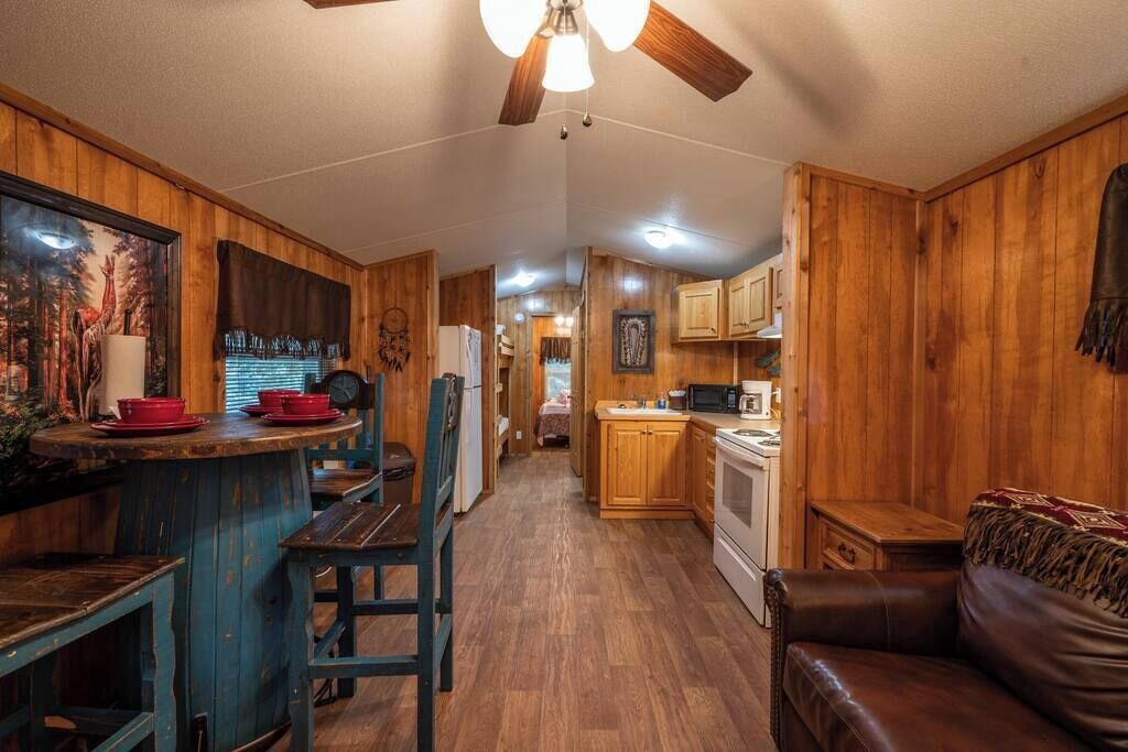 Photo of Others in Broken Bow