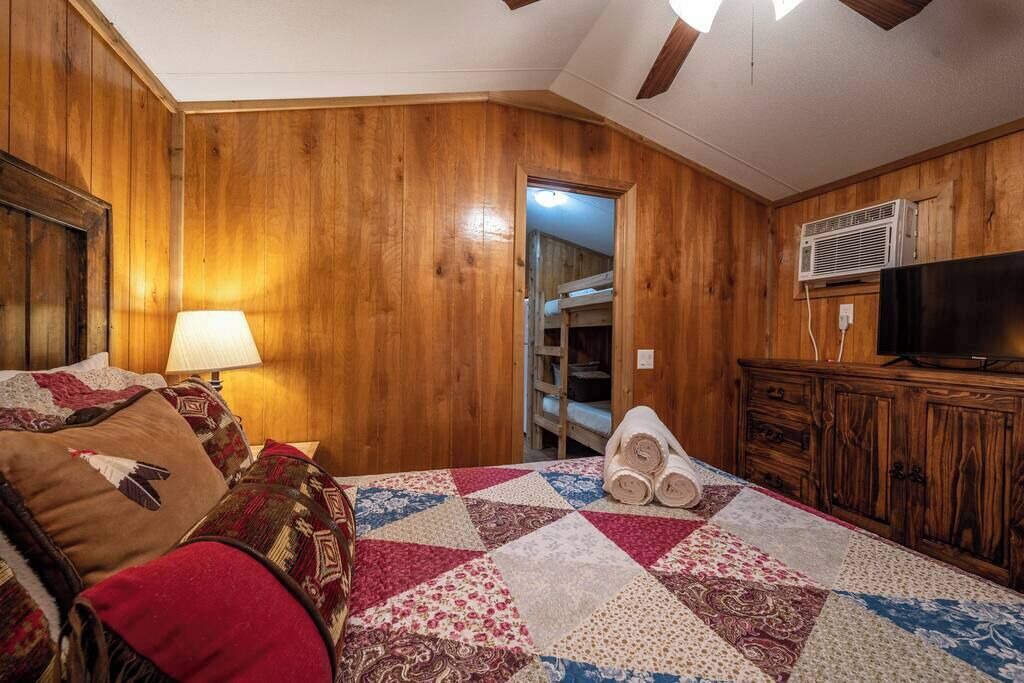 Photo of Bedroom in Broken Bow