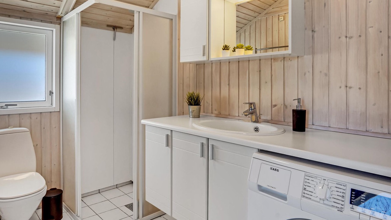 Photo of Bathroom in Saksild Strand