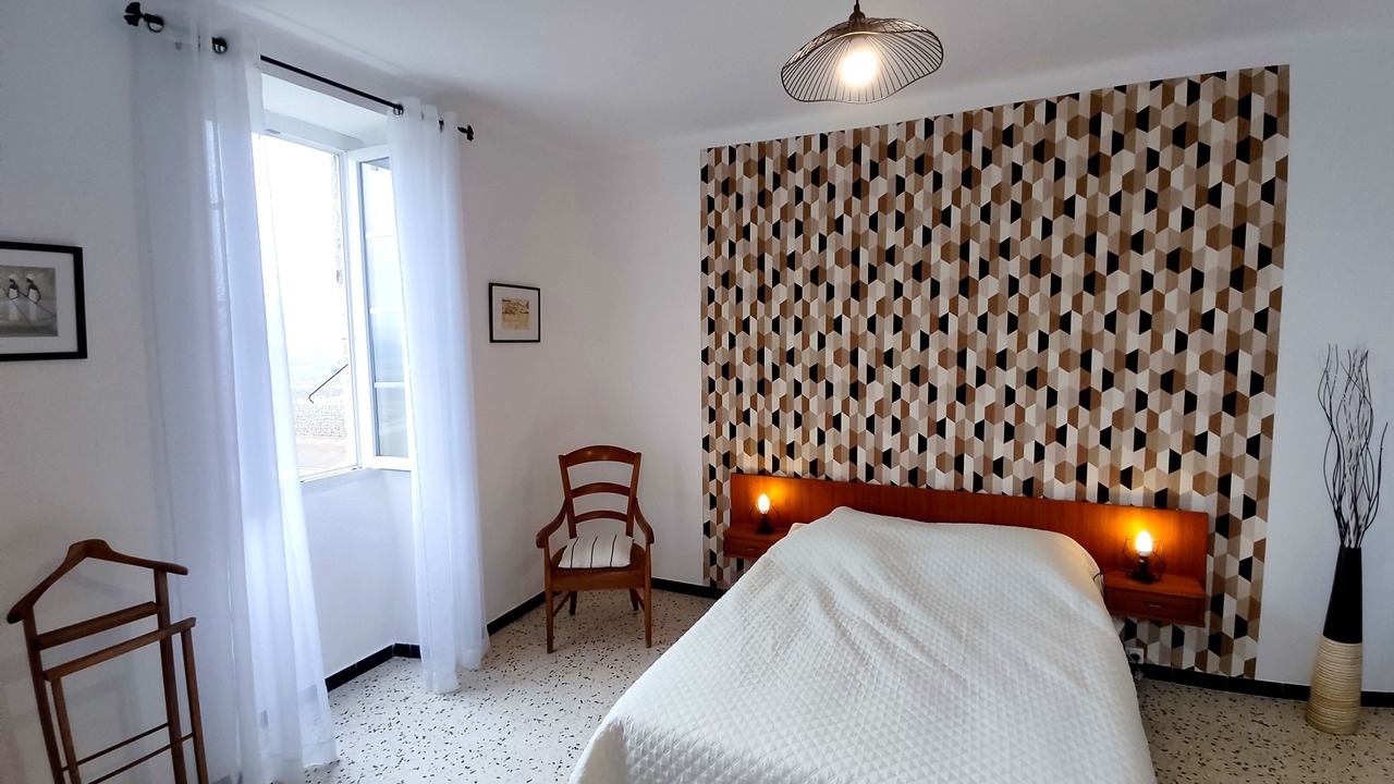 Photo of Bedroom in Saint Alban Auriolles