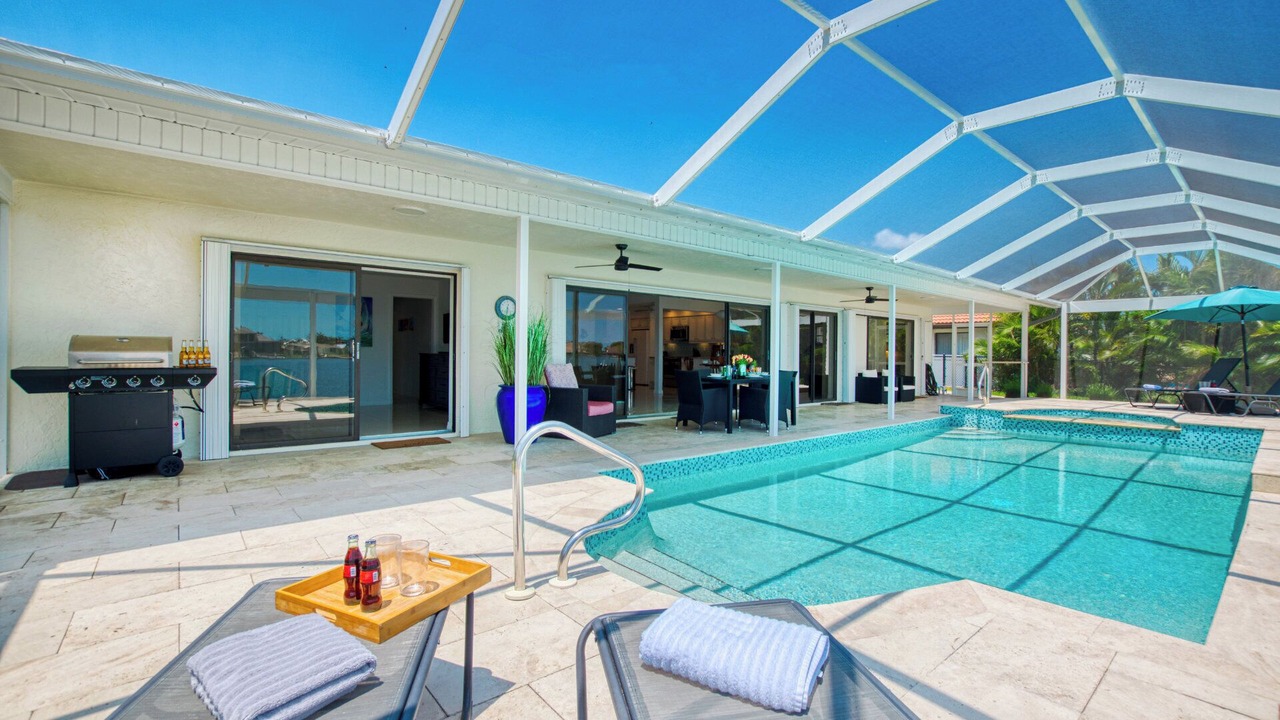 Photo of Outdoor in Eight Lakes