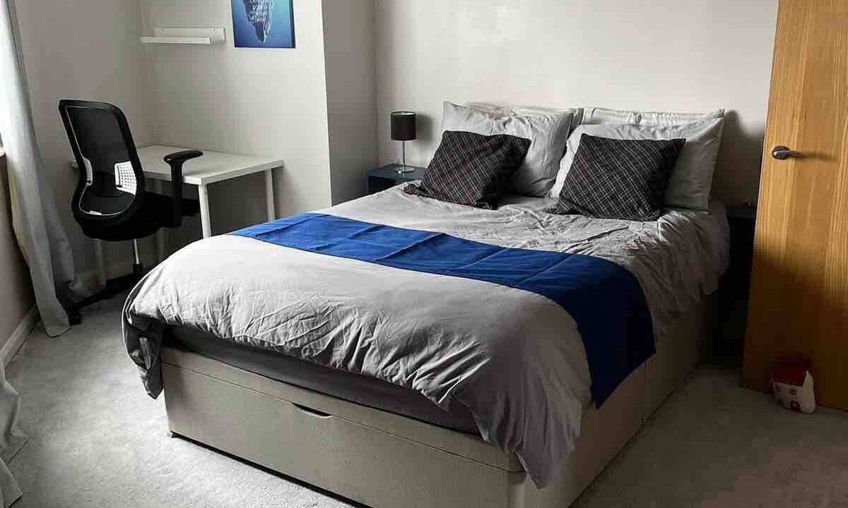 Photo of Bedroom in Basingstoke