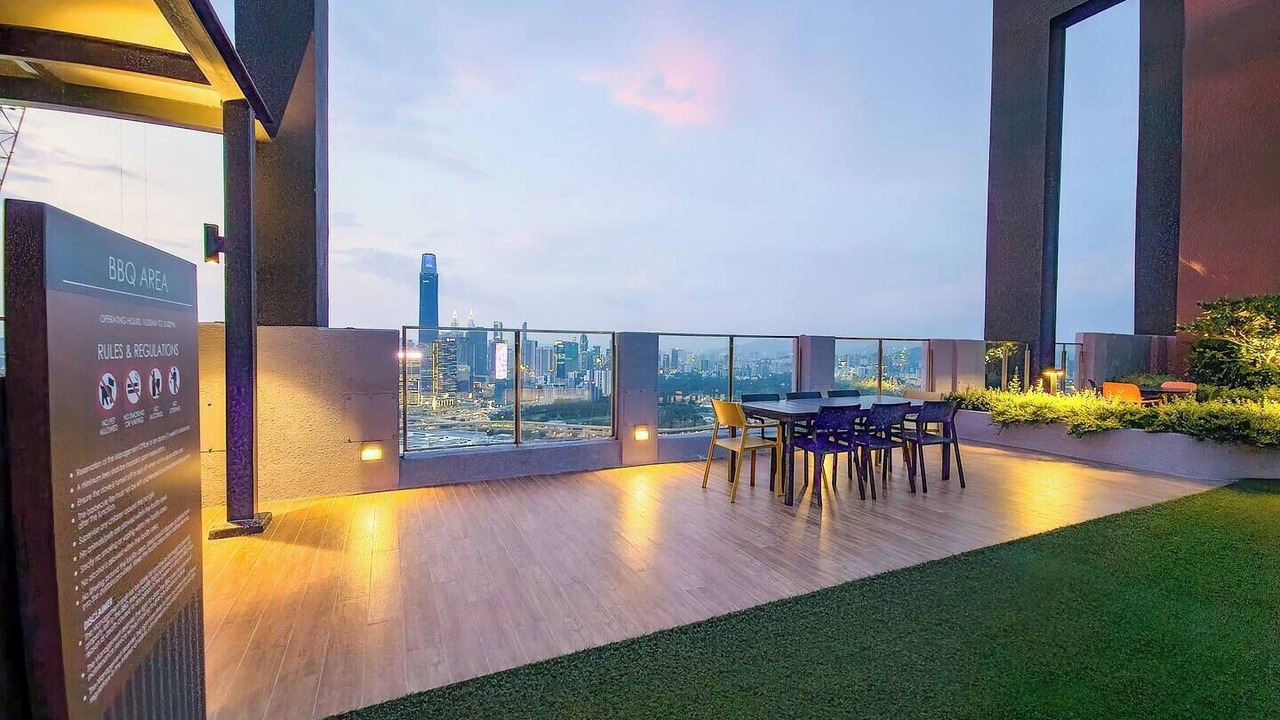 Photo of Outdoor in Maluri