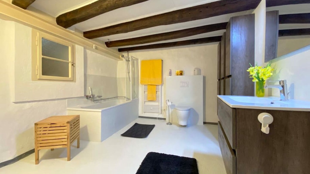 Photo of Bathroom in Morcote