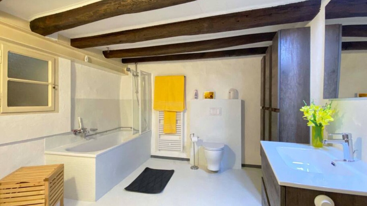 Photo of Bathroom in Morcote