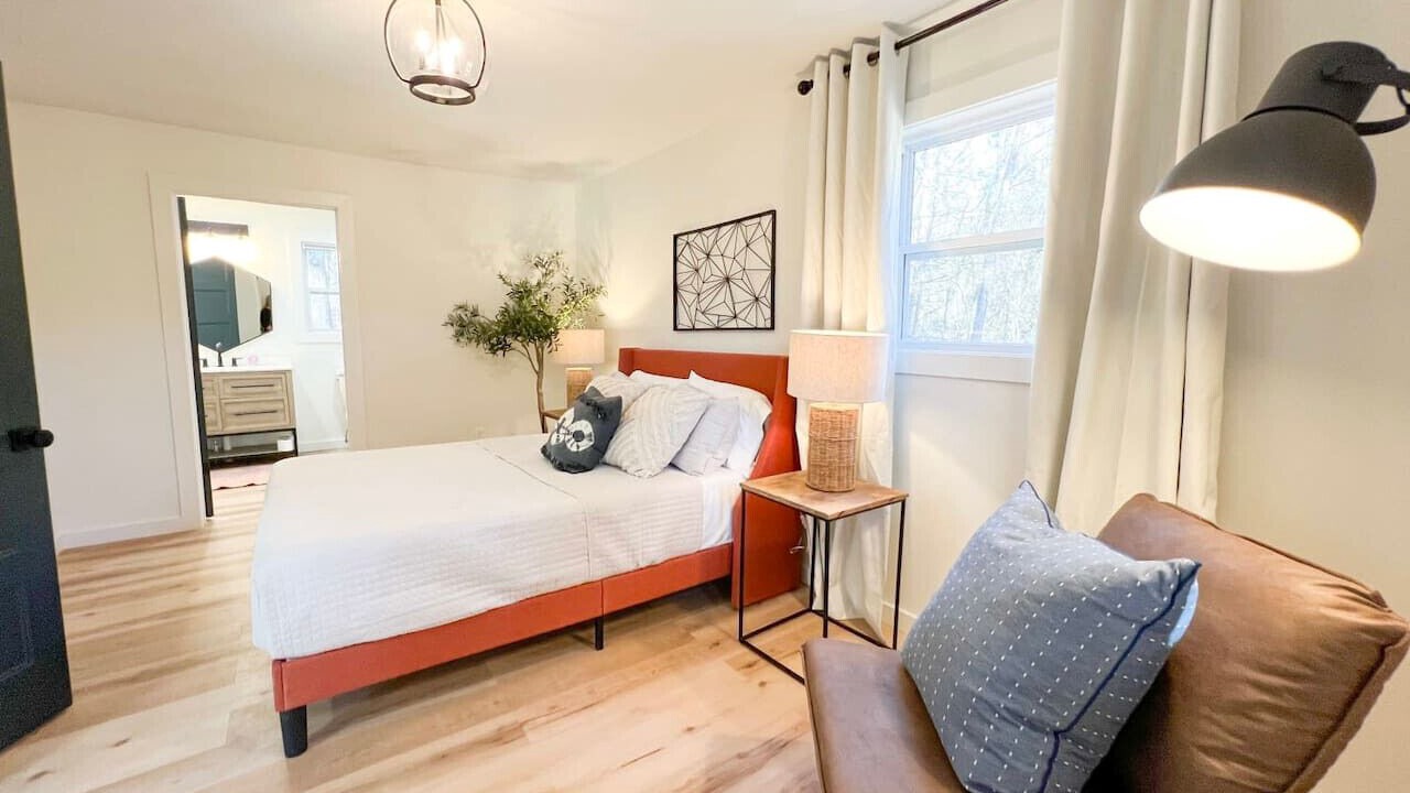 Photo of Bedroom in Boswell