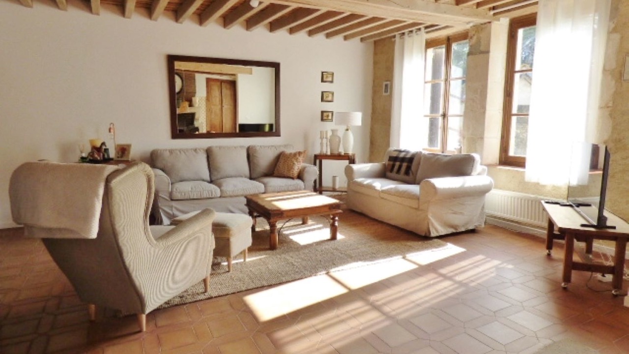 Photo of Livingroom in Perroy