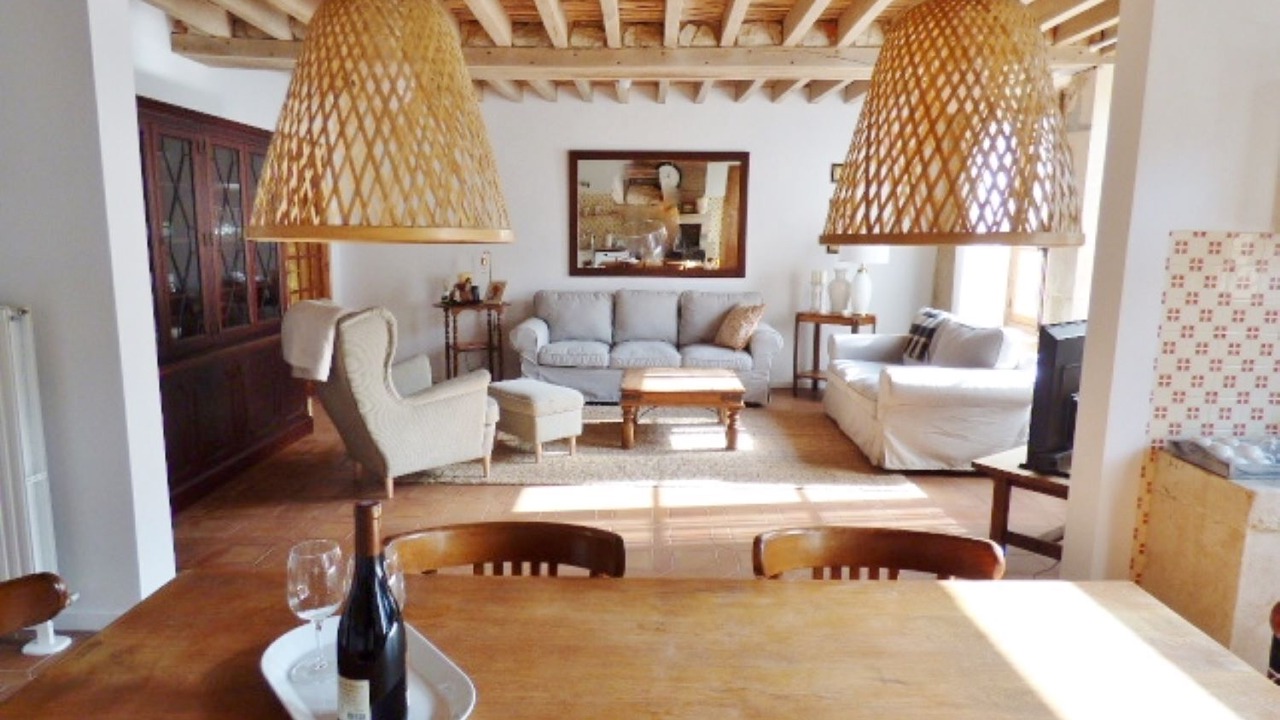 Photo of Livingroom in Perroy