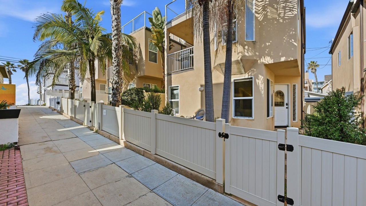 Photo of Others in Mission Beach