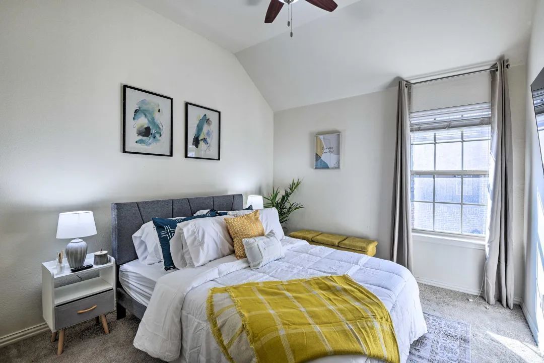 Photo of Bedroom in Las Colinas