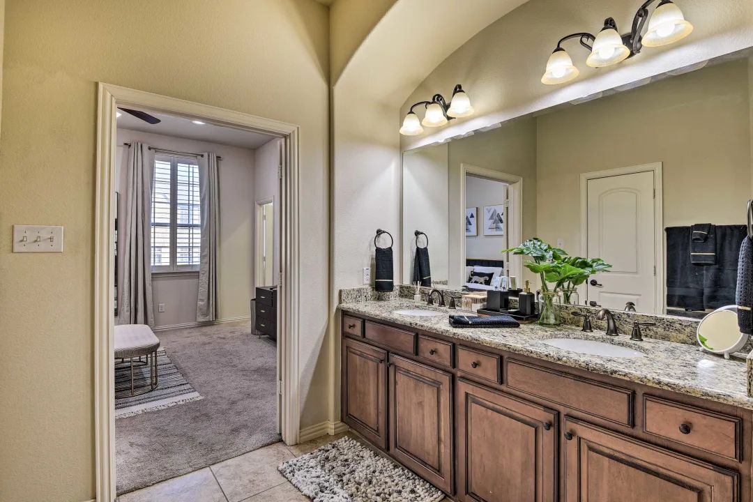 Photo of Bathroom in Las Colinas