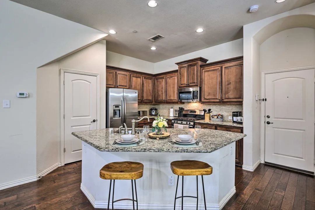 Photo of Kitchen in Las Colinas