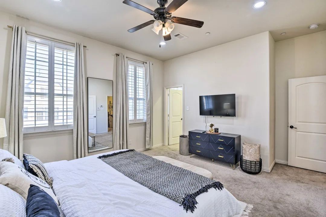 Photo of Bedroom in Las Colinas