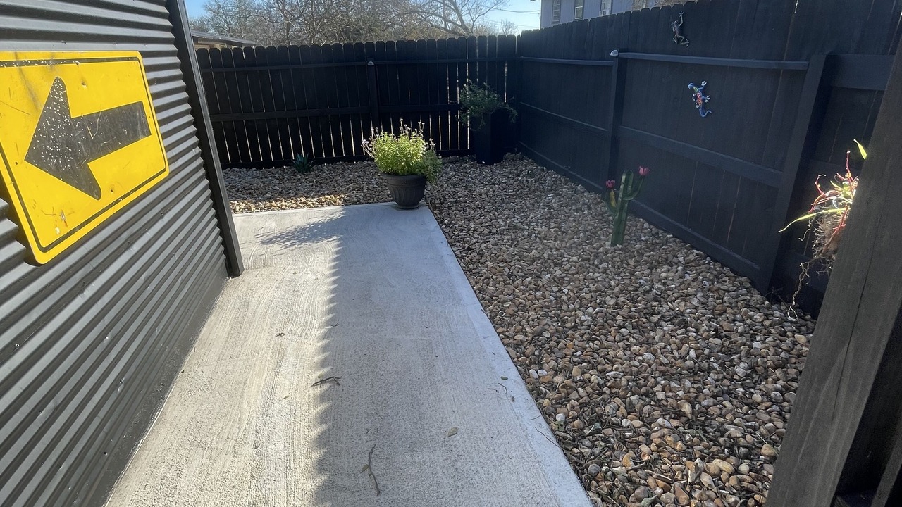 Photo of Outdoor in Gonzales