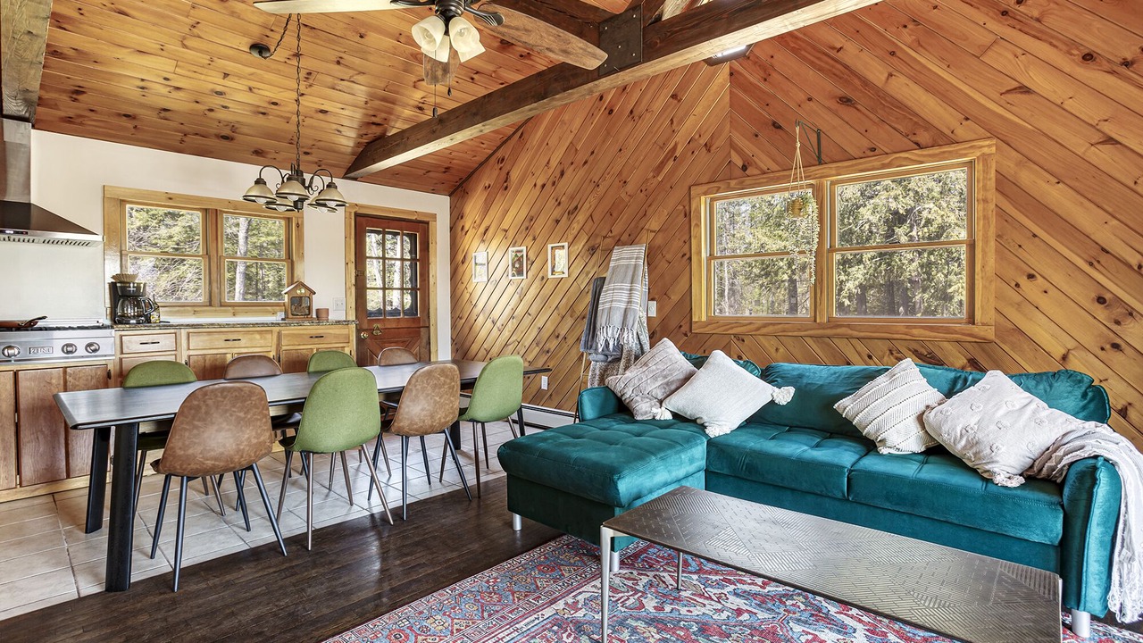 Photo of Bedroom in Mount Marion