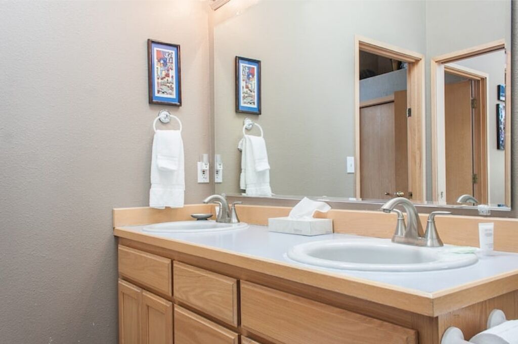 Photo of Bathroom in Deer Park
