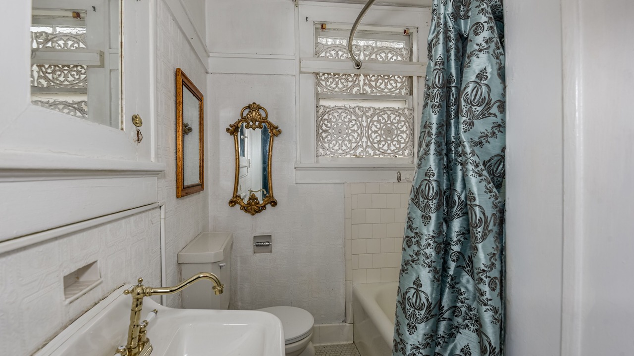Photo of Bathroom in Summerville