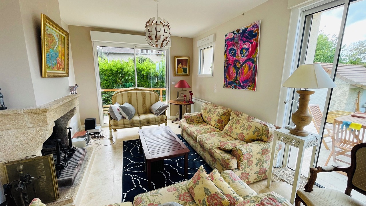 Photo of Livingroom in Ver-sur-Mer