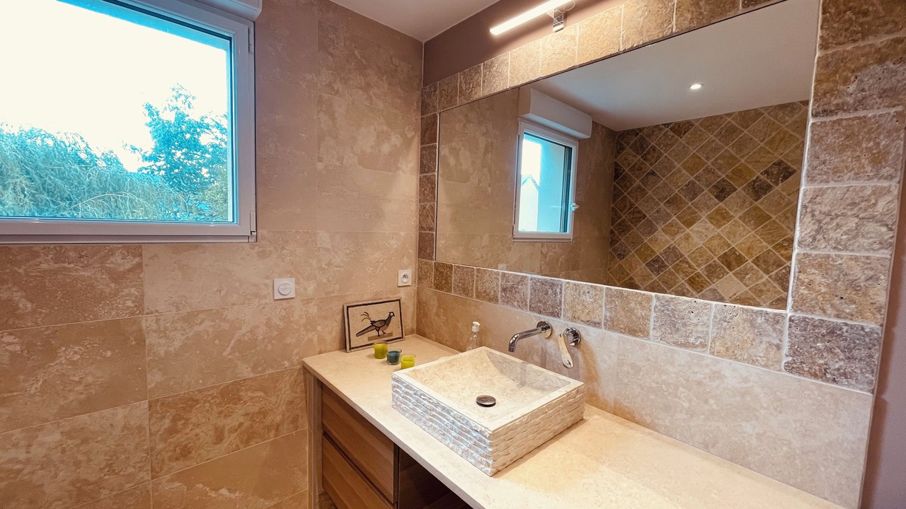 Photo of Bathroom in Ver-sur-Mer