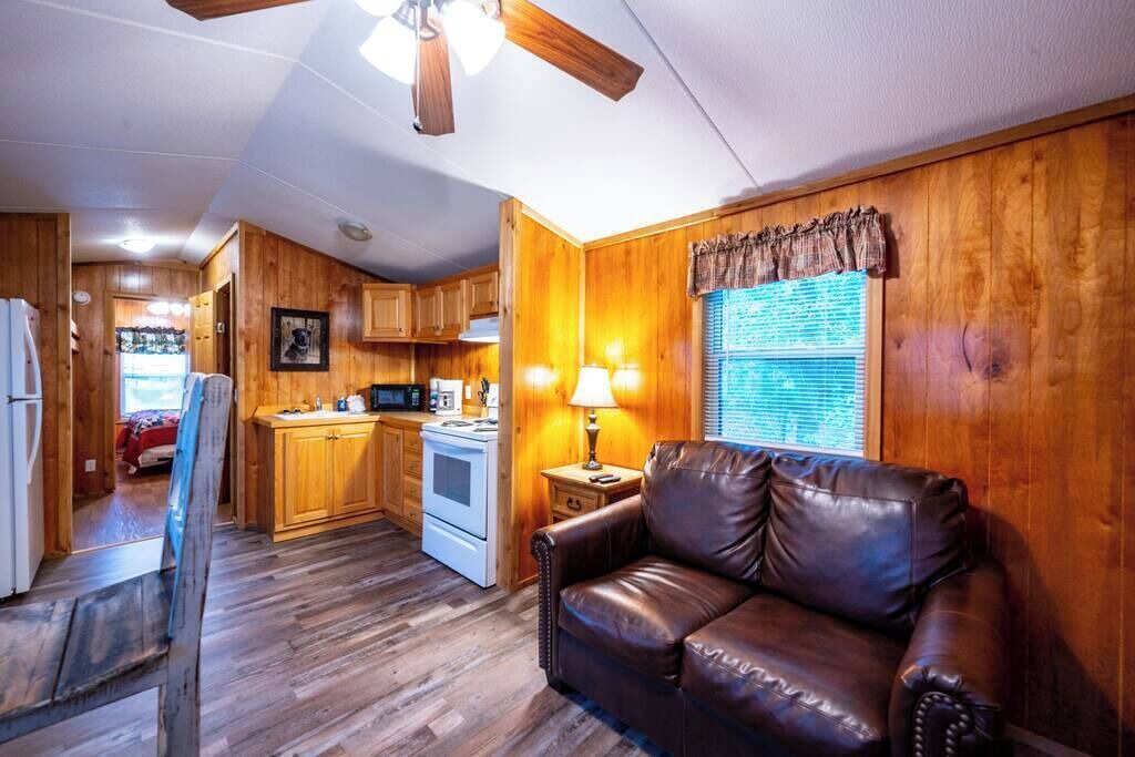 Photo of Livingroom in Broken Bow