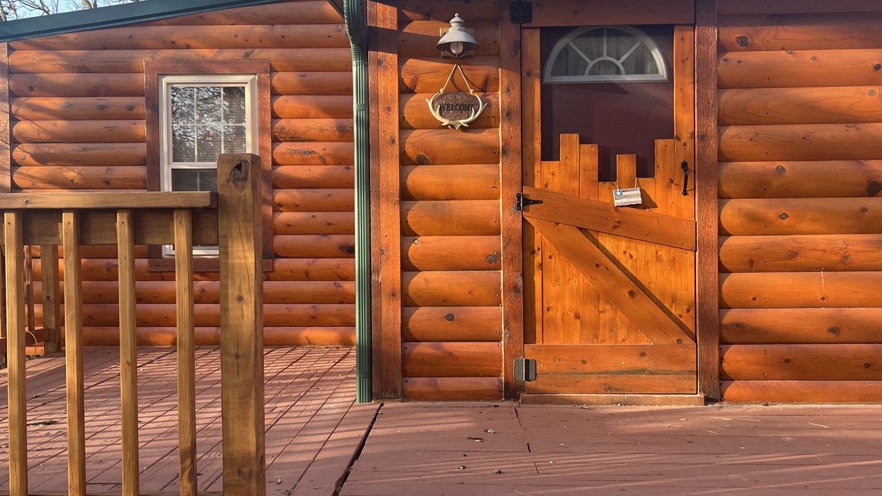Photo of Outdoor in Golden