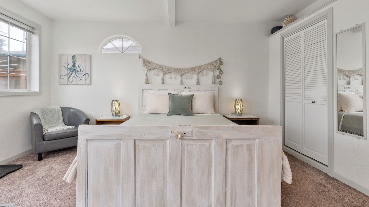 Photo of Bedroom in North Bend