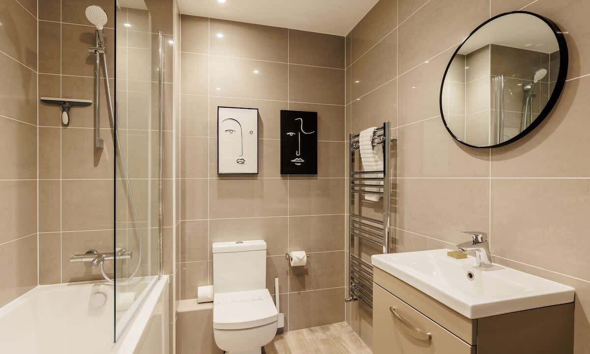 Photo of Bathroom in Corfe Castle