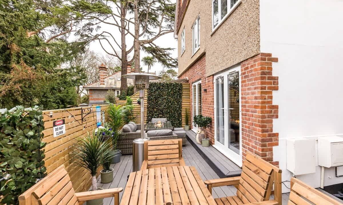 Photo of Patio Balcony in Corfe Castle
