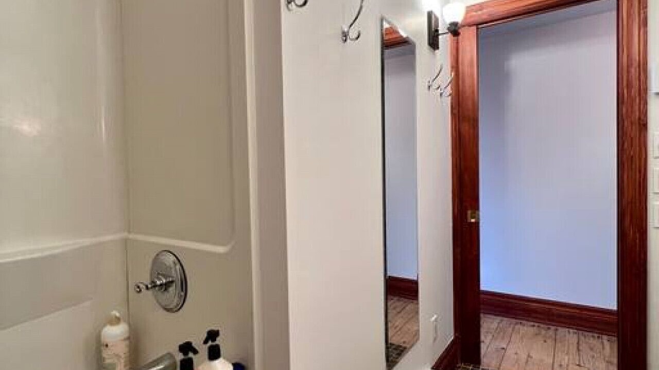 Photo of Bathroom in Saint-Jean-Baptiste