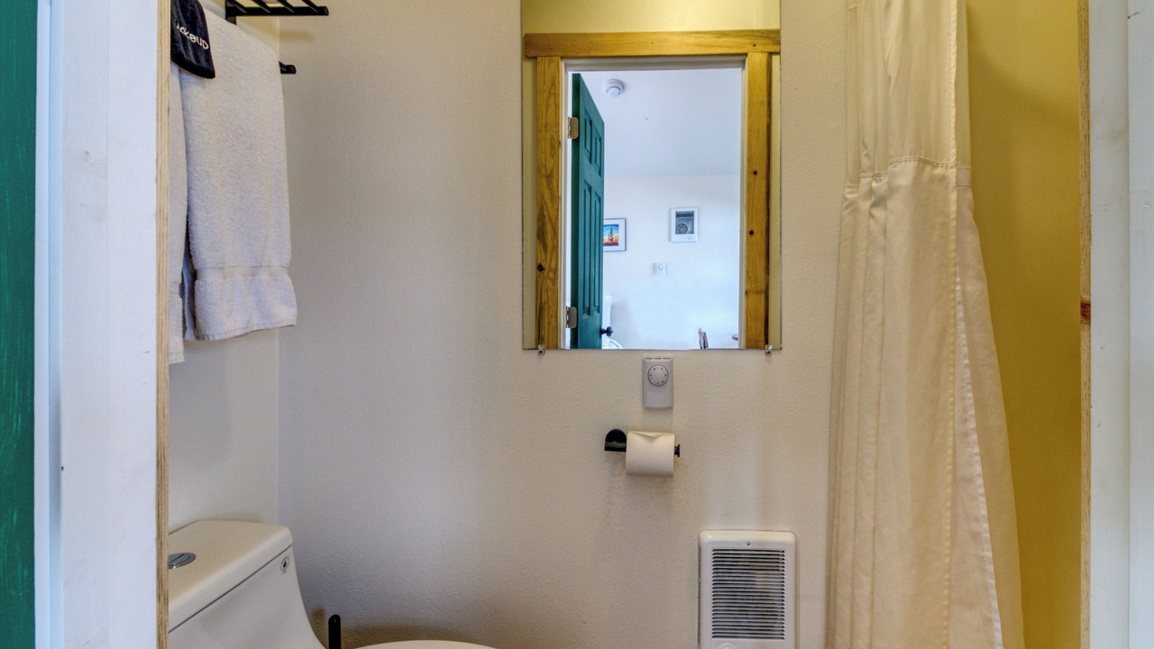 Photo of Bathroom in Crooked River Ranch