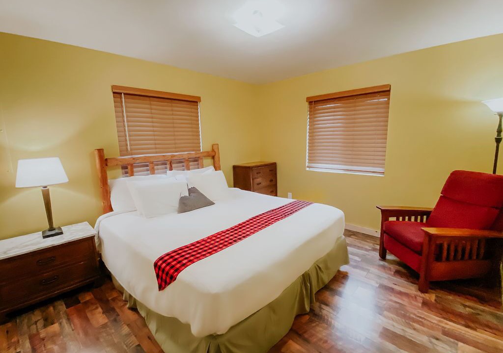 Photo of Bedroom in Crooked River Ranch