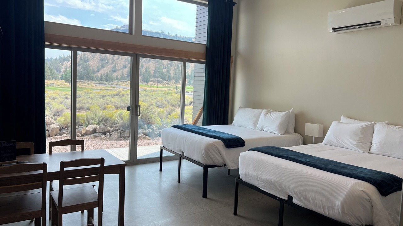 Photo of Bedroom in Crooked River Ranch