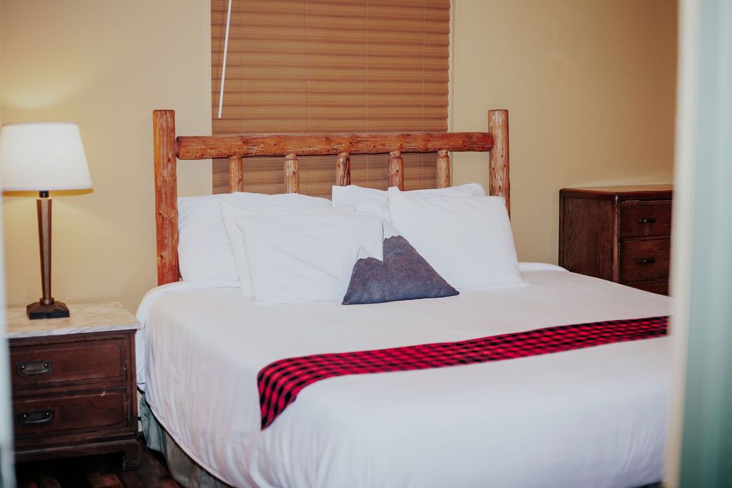 Photo of Bedroom in Crooked River Ranch