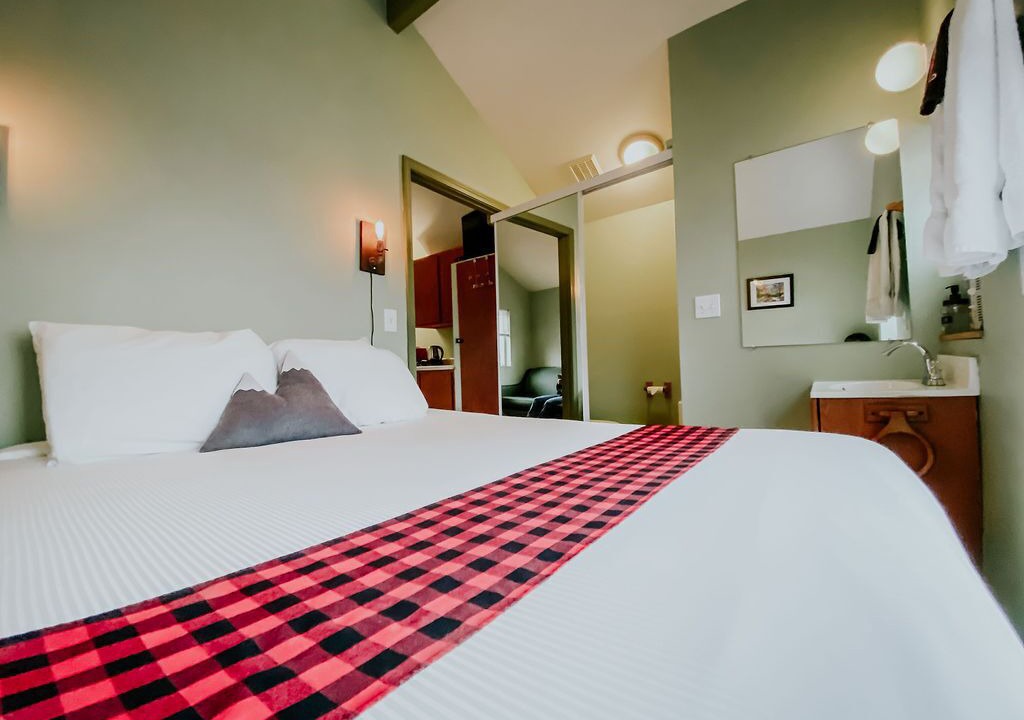 Photo of Bedroom in Crooked River Ranch