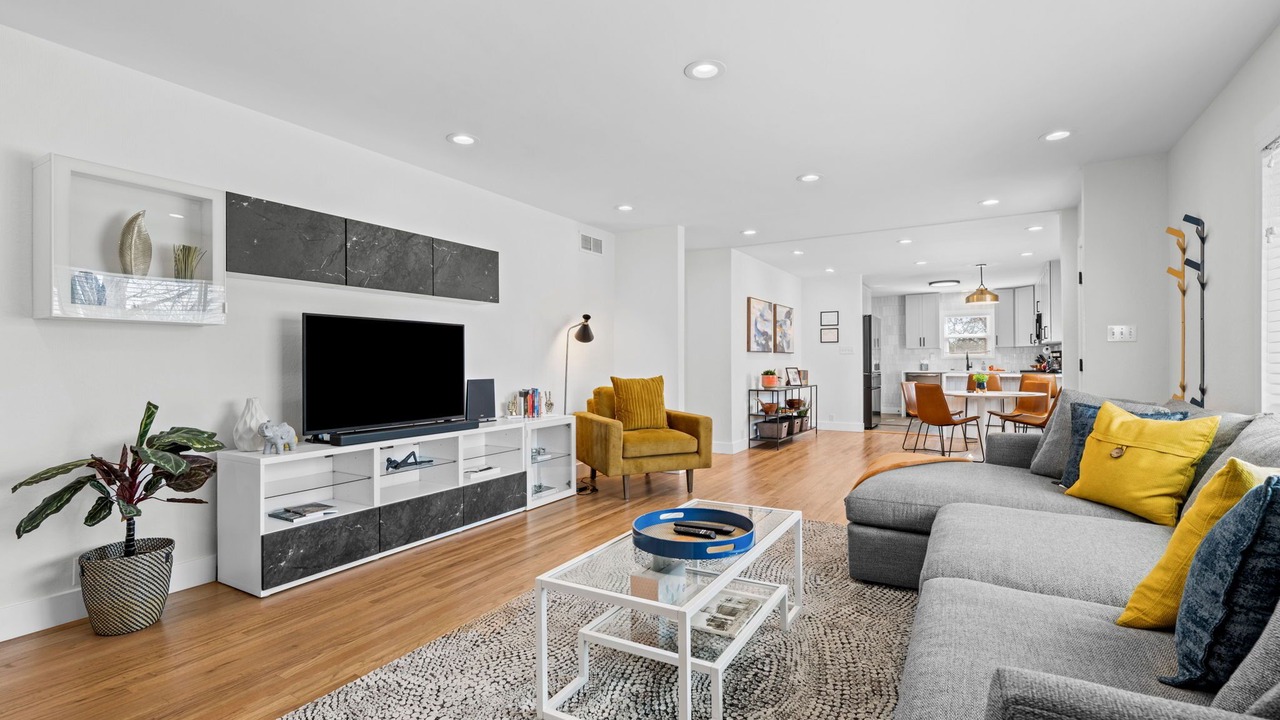 Photo of Livingroom in Littleton