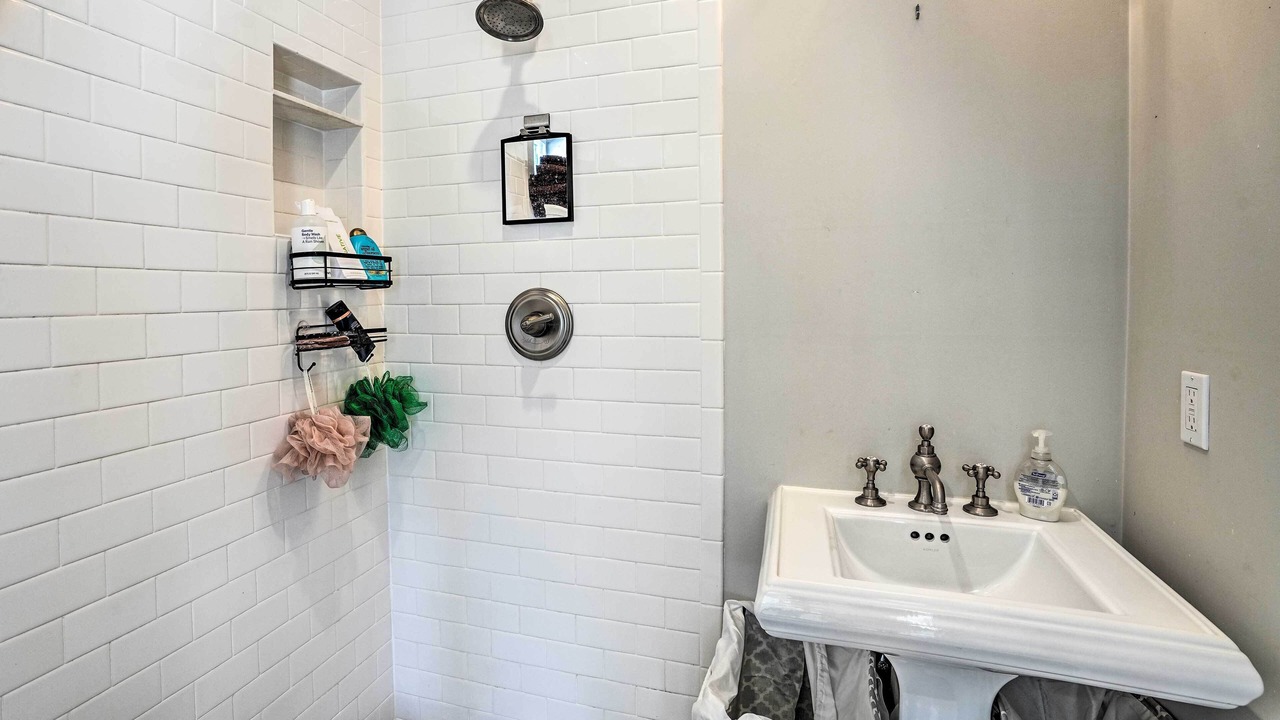 Photo of Bathroom in Pleasant Hill