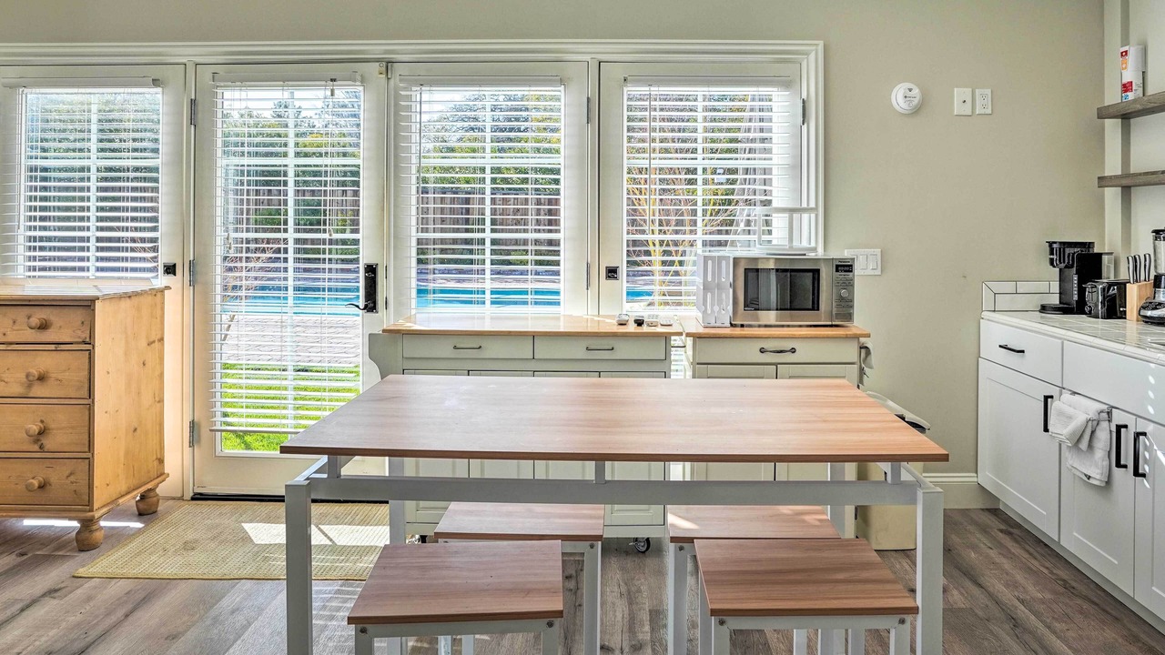 Photo of Others in Pleasant Hill