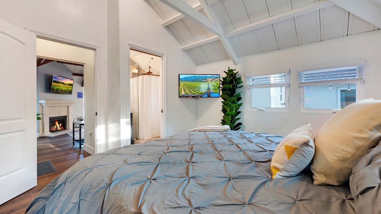 Photo of Bedroom in West Junior College