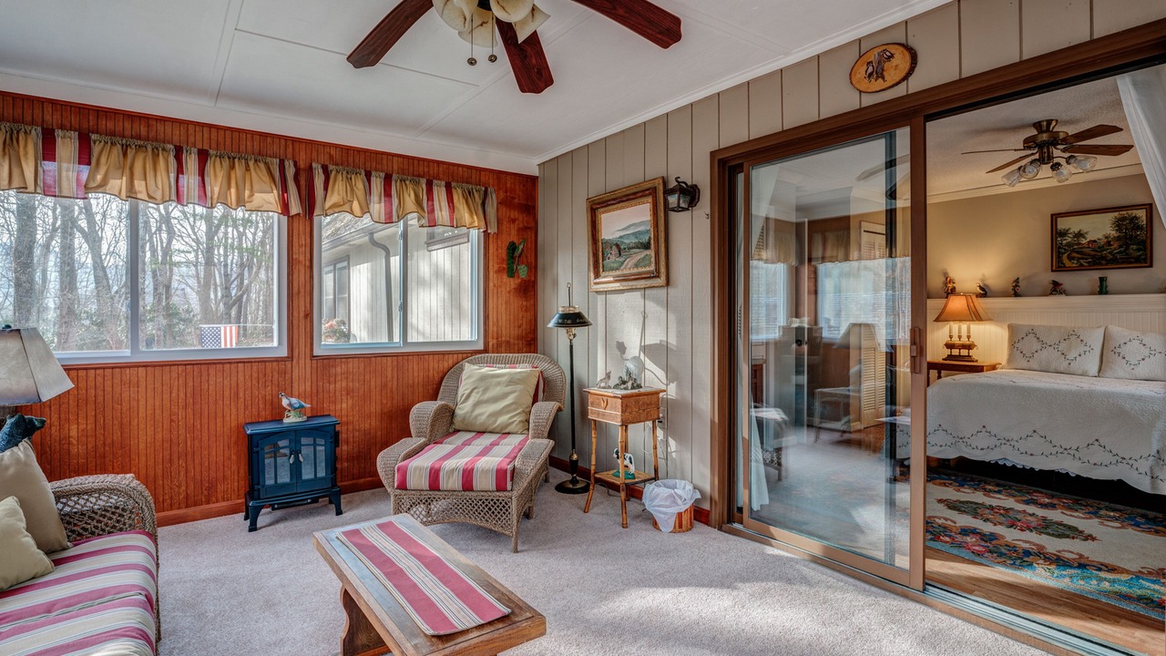 Photo of Bedroom in Sky Valley