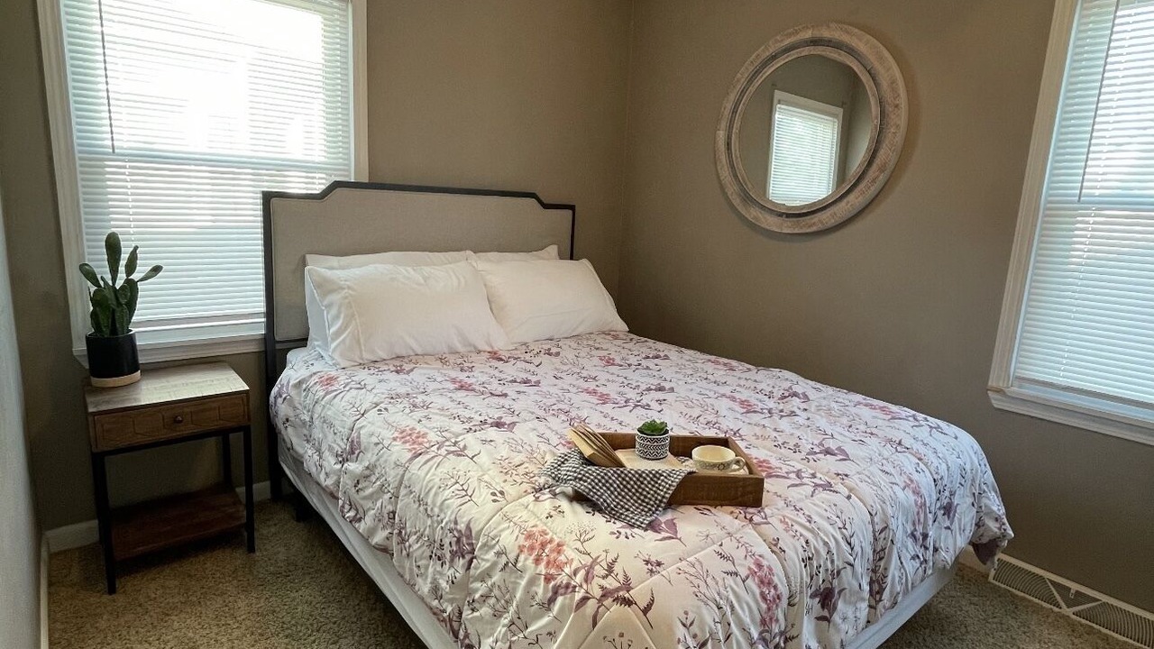 Photo of Bedroom in Cedar Rapids