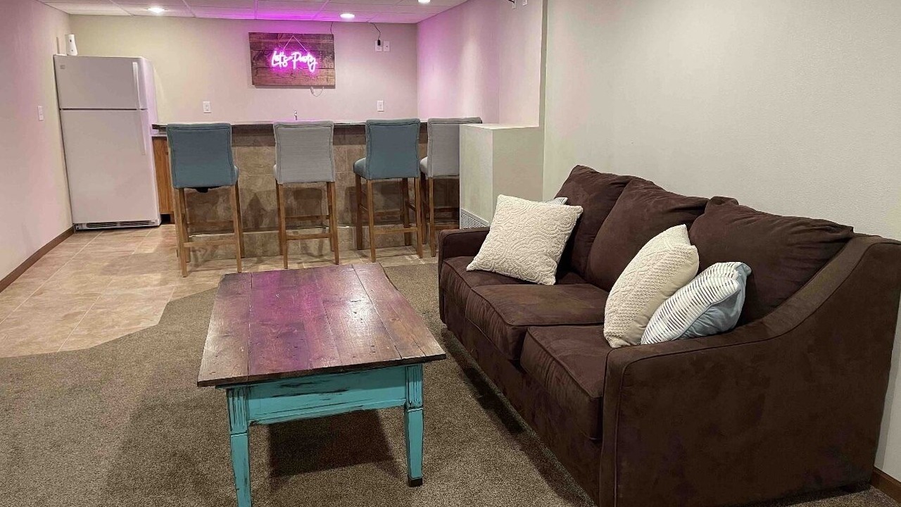 Photo of Livingroom in Cedar Rapids