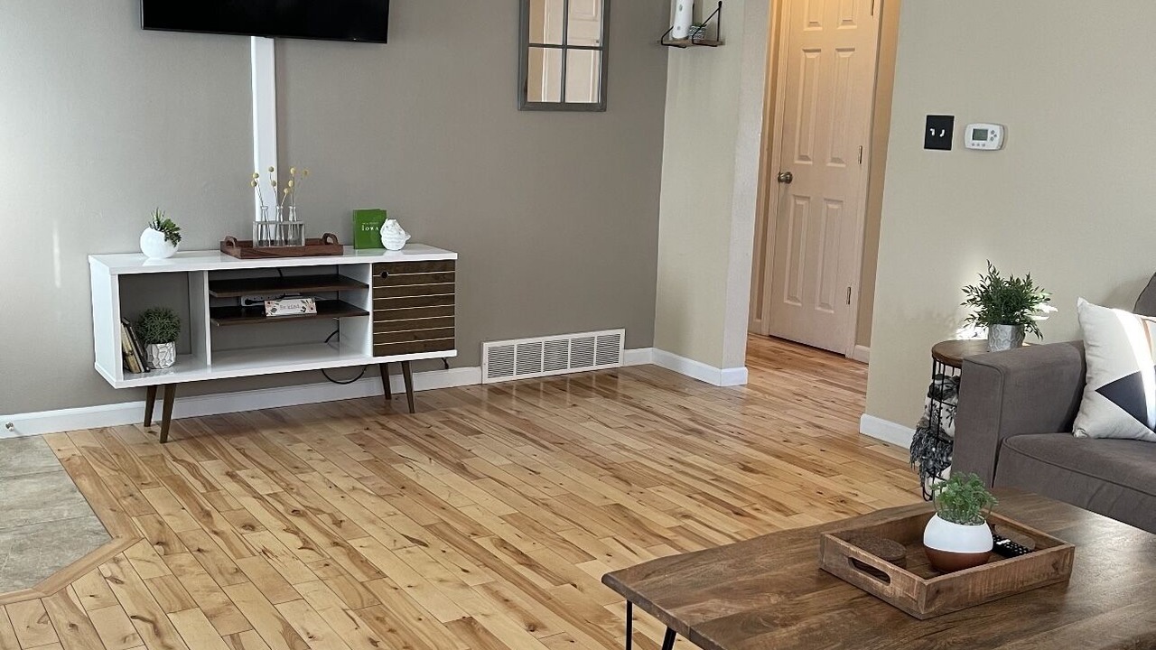 Photo of Livingroom in Cedar Rapids