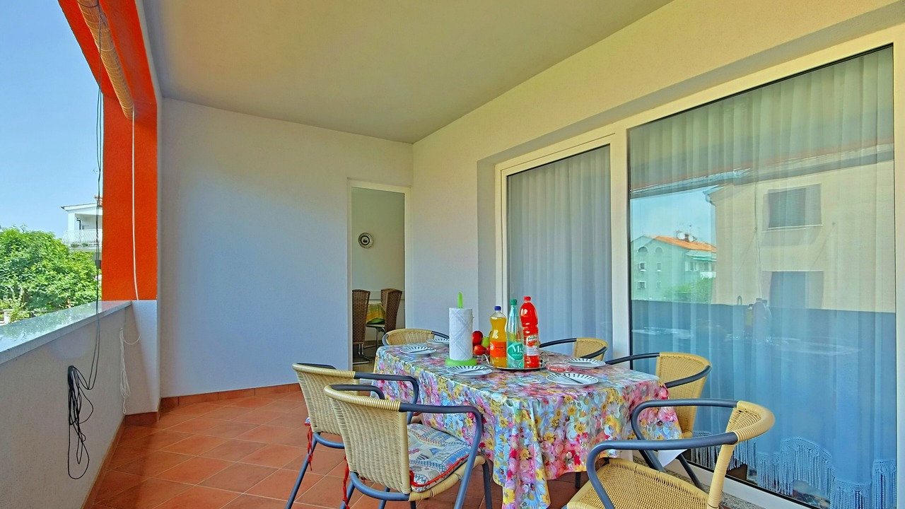 Photo of Outdoor in Murine
