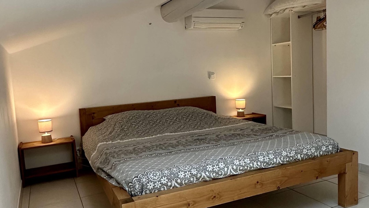 Photo of Bedroom in Pont-Saint-Esprit