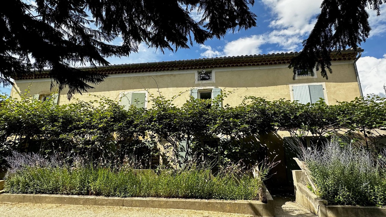 Photo of Outdoor in Pont-Saint-Esprit