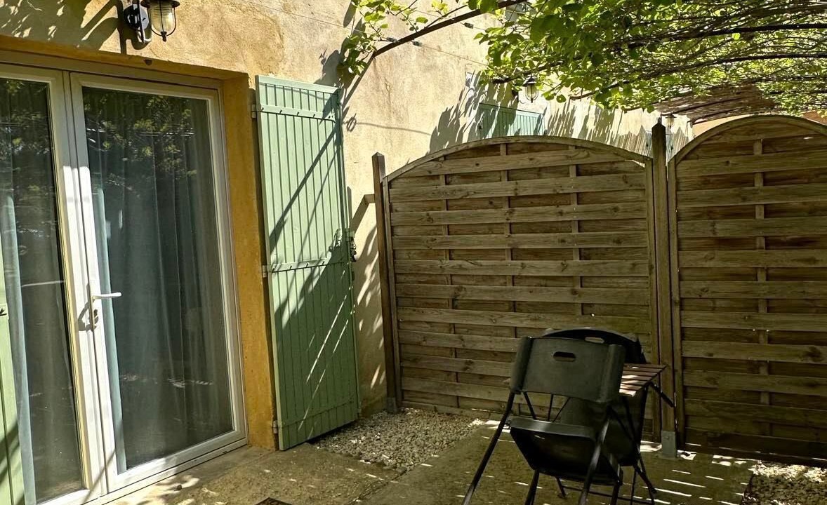 Photo of Patio Balcony in Pont-Saint-Esprit