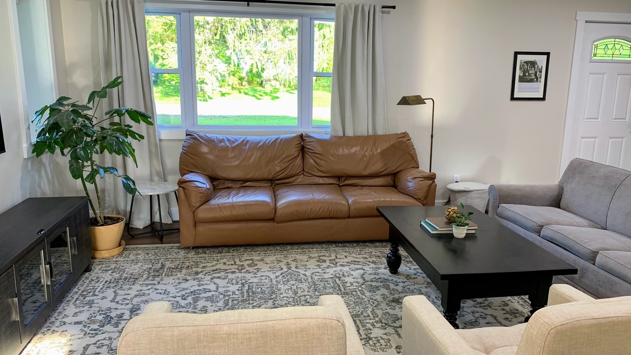 Photo of Livingroom in Meadville
