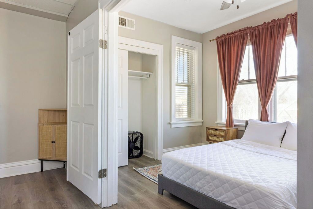 Photo of Bedroom in University City